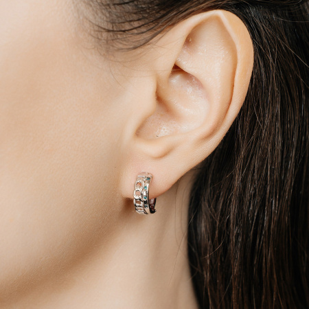 Золотые серьги с бриллиантами Naviblue JD1653E