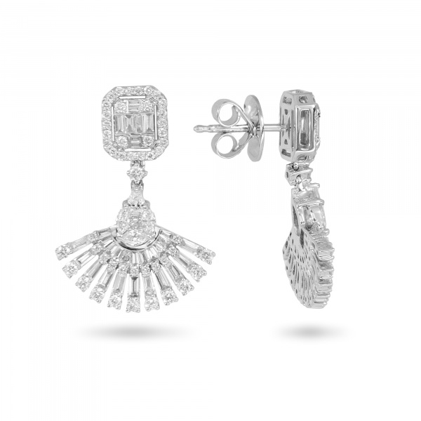 Золотые серьги Baguette с бриллиантами E2042A1