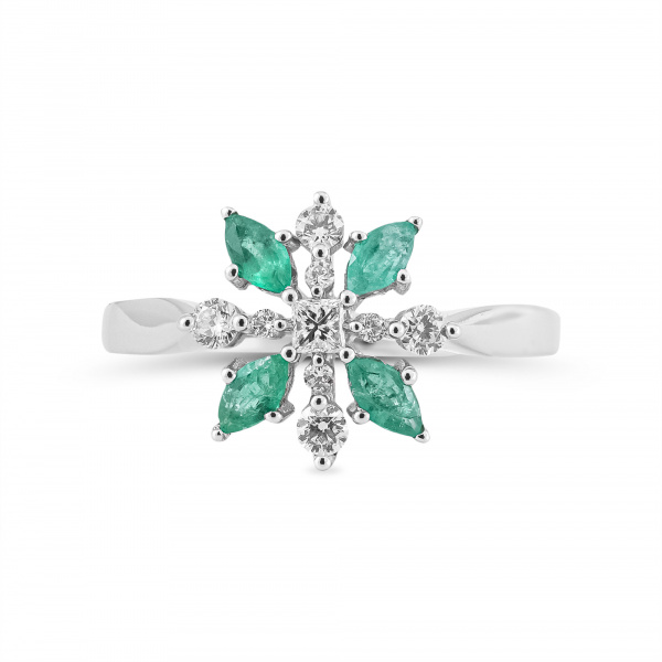 Золотое кольцо Diamond Love с бриллиантами и изумрудами RG1210 Золотое кольцо Diamond Love с бриллиантами и изумрудами RG1210